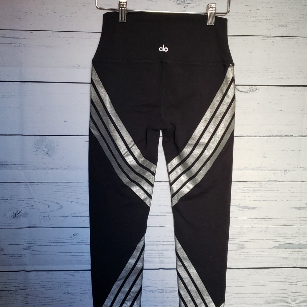 Alo yoga capri leggings - Picture 6 of 7